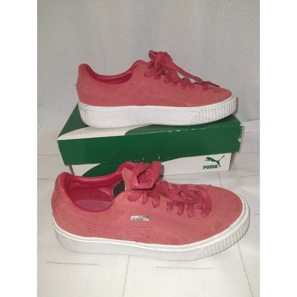 Ladies Red Puma Size 8 Shoes Need Cleaning